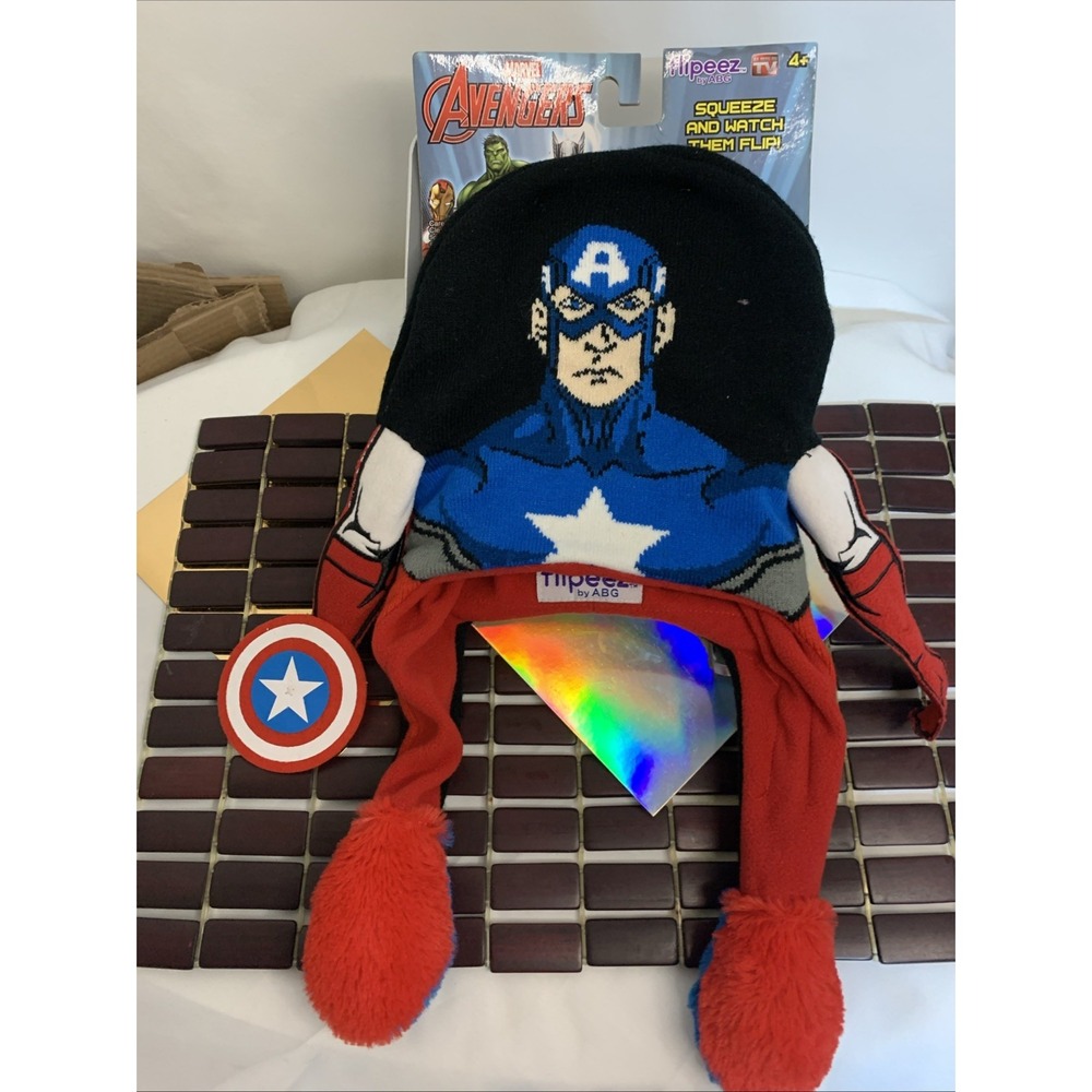 Flipeez Avengers Moving Arms‎ Beanie Hat One Size Fits Most' Black Red Blue NWT